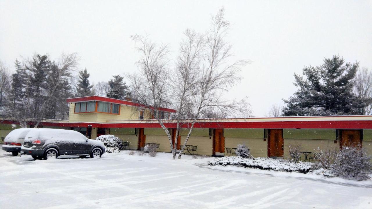 The Usonian Inn Llc Spring Green Kültér fotó
